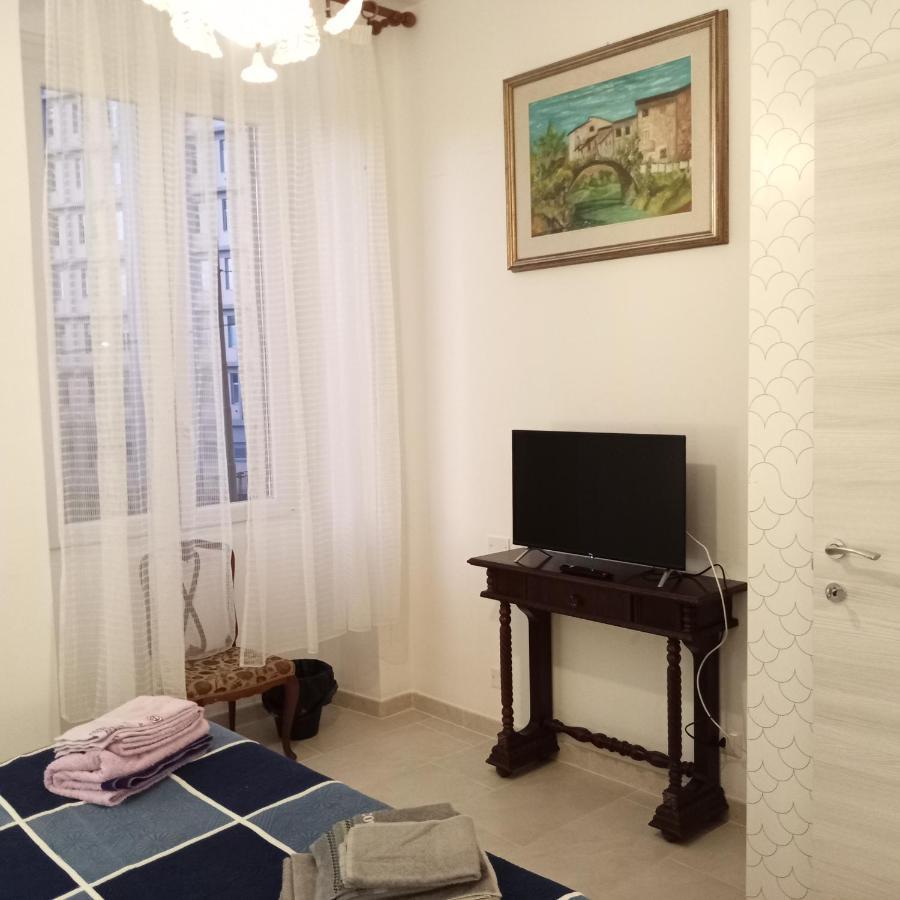 La Corte di Paola 1 e 2 Villa Genova Esterno foto