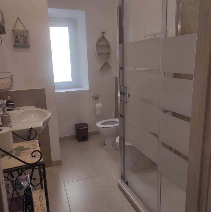 La Corte di Paola 1 e 2 Villa Genova Esterno foto